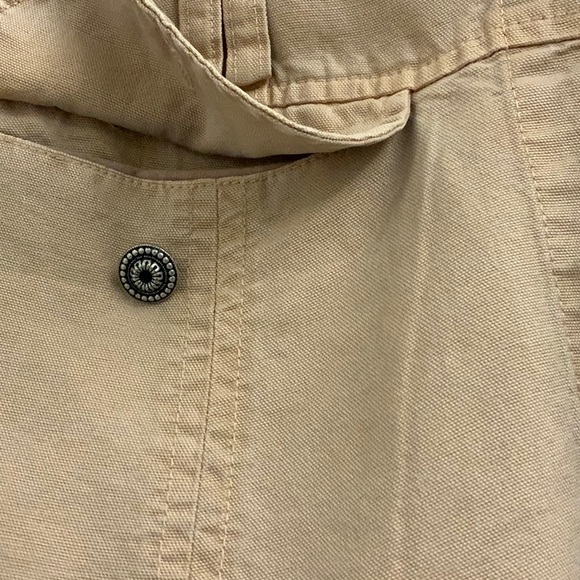 Women’s Lightweight Shirt-Jacket with Southwestern Styling - Picture 8 of 8